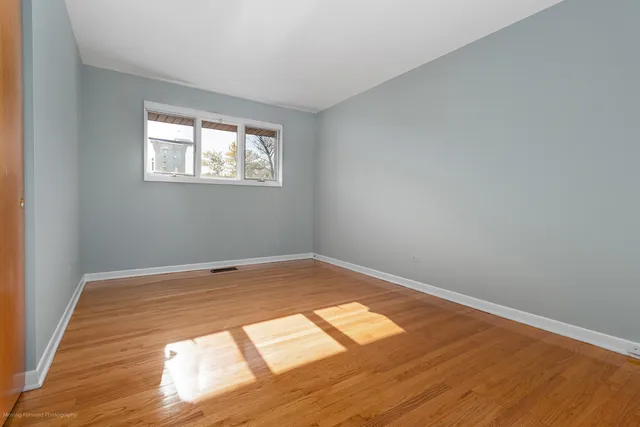 $510,000 | 9043 Oriole Avenue, Morton Grove, IL 60053