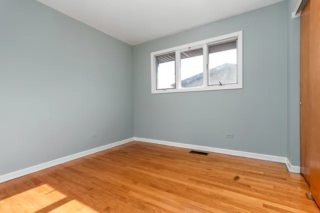 $510,000 | 9043 Oriole Avenue, Morton Grove, IL 60053