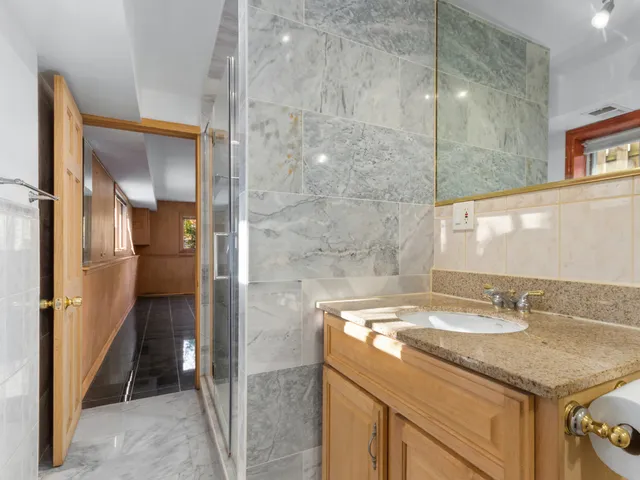 $510,000 | 9043 Oriole Avenue, Morton Grove, IL 60053