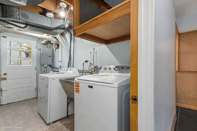 $510,000 | 9043 Oriole Avenue, Morton Grove, IL 60053