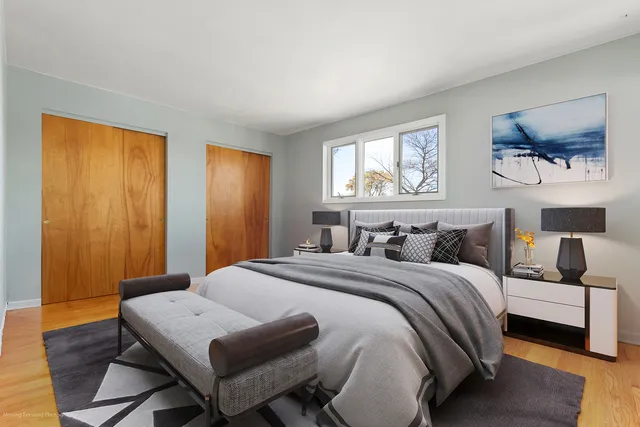 $499,990 | 9043 Oriole Avenue, Morton Grove, IL 60053