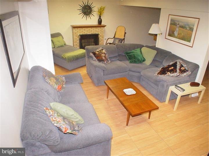 115 Burning Tree Road Deptford, NJ 08096 - Photo 19 of 25 Basement - Finished