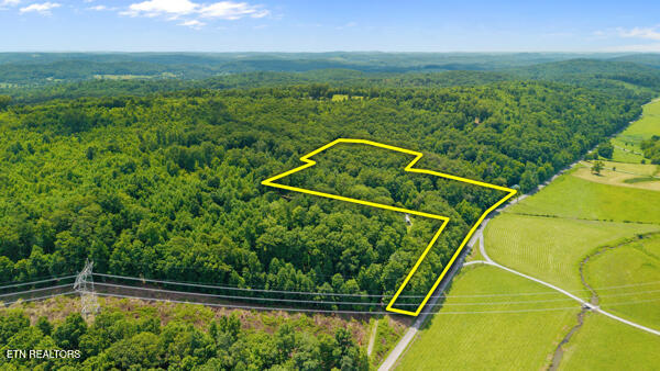 1913 Dry Fork Valley Road Philadelphia, TN 37846 - Photo 4 of 12 IMG_5764