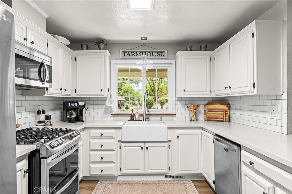 9761 Lott Road Durham, CA 95938 - Photo 13 of 75