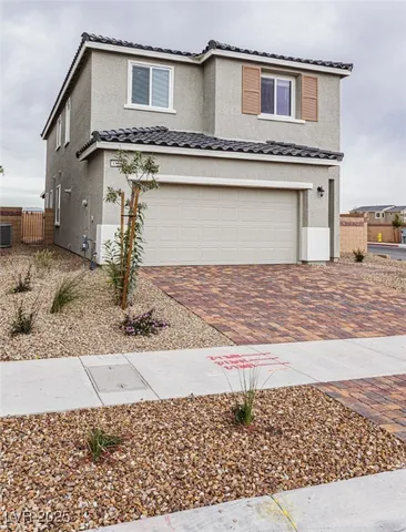 $2,645 | 8526 West Agate Avenue, Las Vegas, NV 89113