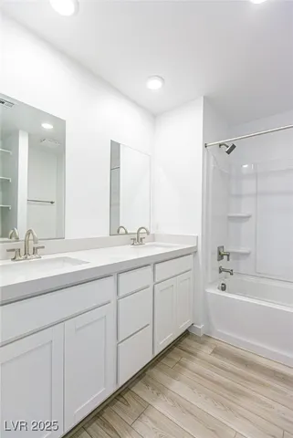 $2,645 | 8526 West Agate Avenue, Las Vegas, NV 89113