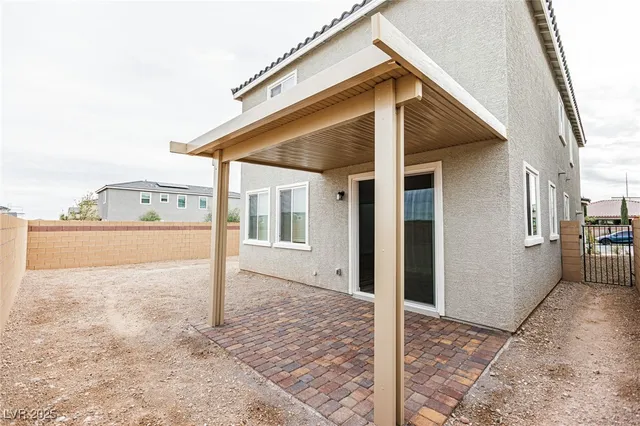 $2,645 | 8526 West Agate Avenue, Las Vegas, NV 89113