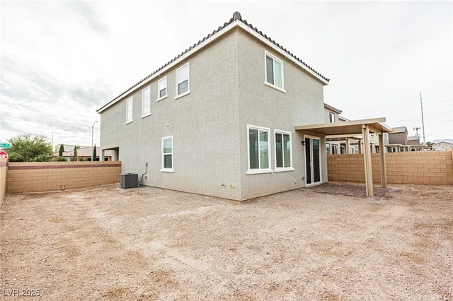 $2,645 | 8526 West Agate Avenue, Las Vegas, NV 89113