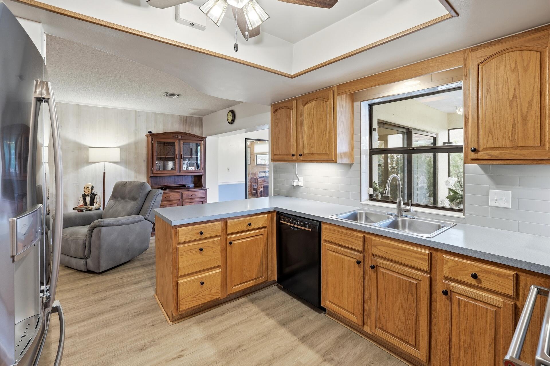 1282 Whimbrel Road Wellington, FL 33414 - Photo 7 of 23 0H8A6462