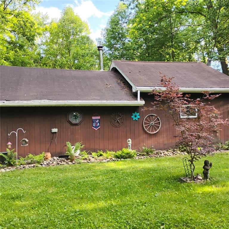 950 Springfield Road Penn Run, PA 15765 - Photo 2 of 10