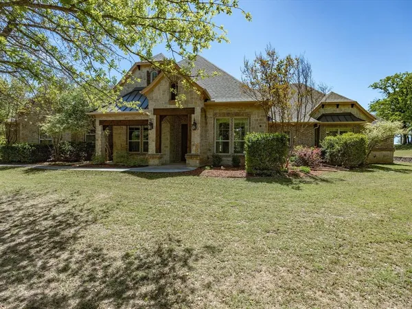 $859,000 | 104 Lariat Court, Azle, TX 76020