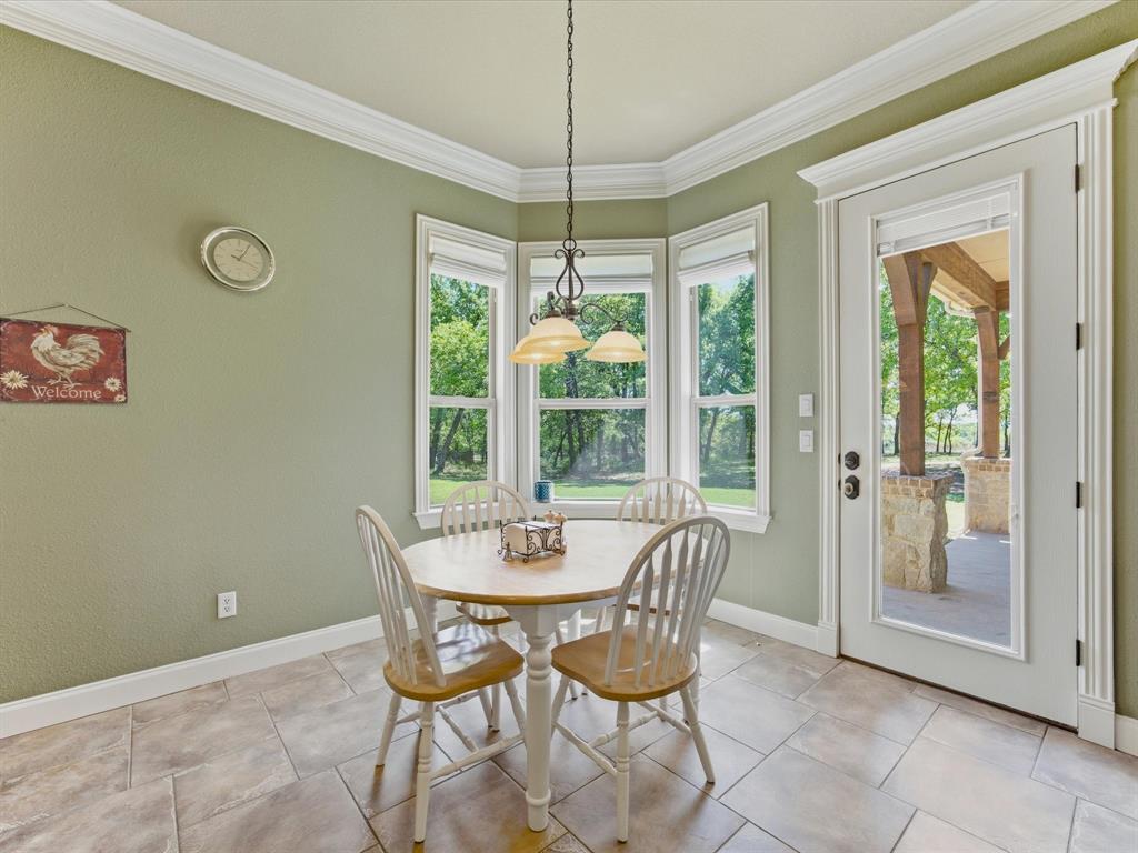 104 Lariat Court Azle, TX 76020 - Photo 21 of 37