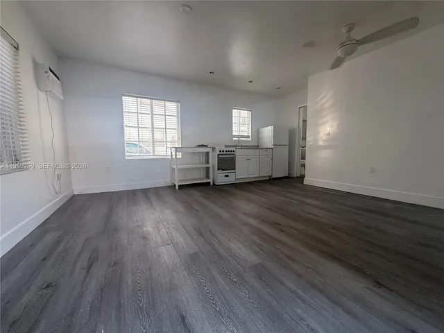 $1,800 | 912 Euclid Avenue, Unit 3, Miami Beach, FL 33139