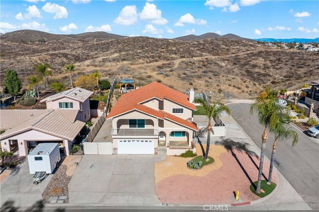 $685,000 | 30267 Longhorn Drive, Canyon Lake, CA 92587