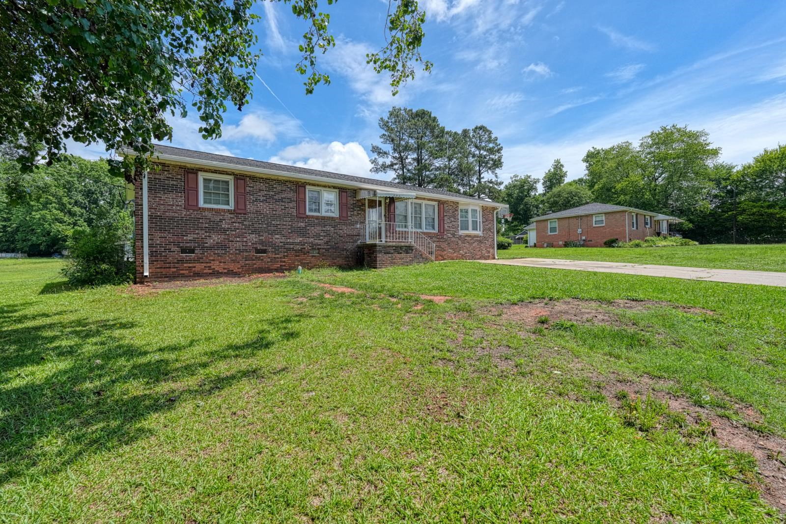 206 Partridge Road Union, SC 29379 - Photo 2 of 28