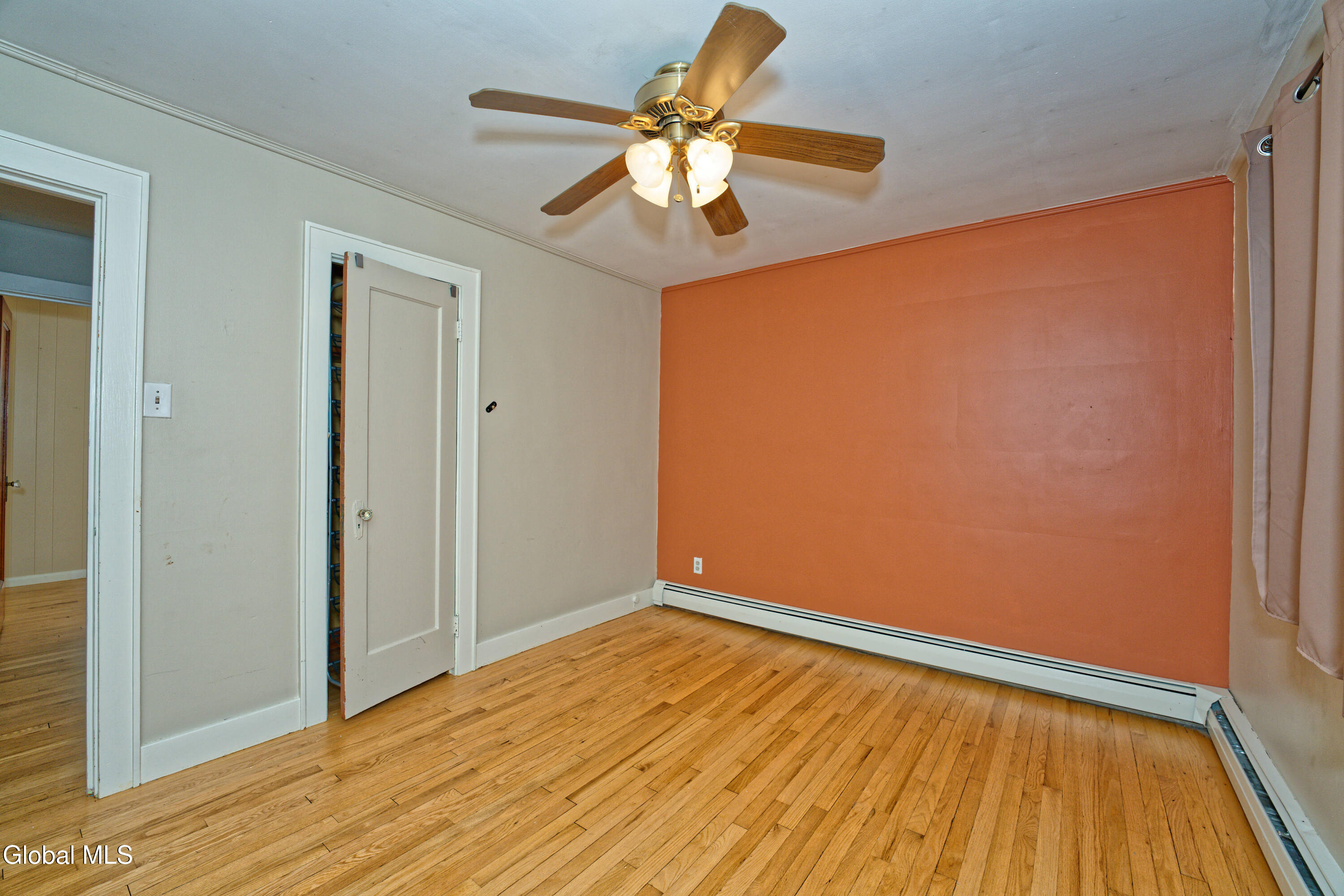 2092 Chepstow Road Schenectady, NY 12303 - Photo 19 of 28 3 Bedroom 2