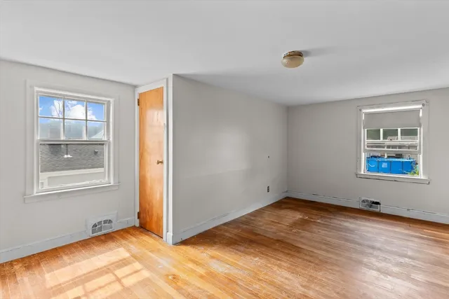 $589,000 | 26 East Dexter Avenue, Woburn, MA 01801