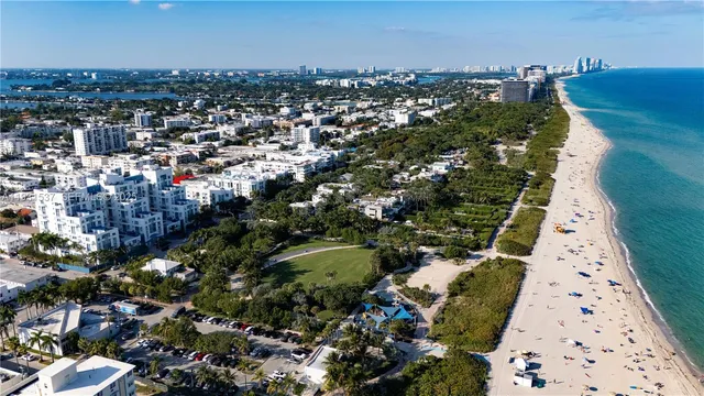 $2,950 | 7600 Collins Avenue, Unit 615, Miami Beach, FL 33141