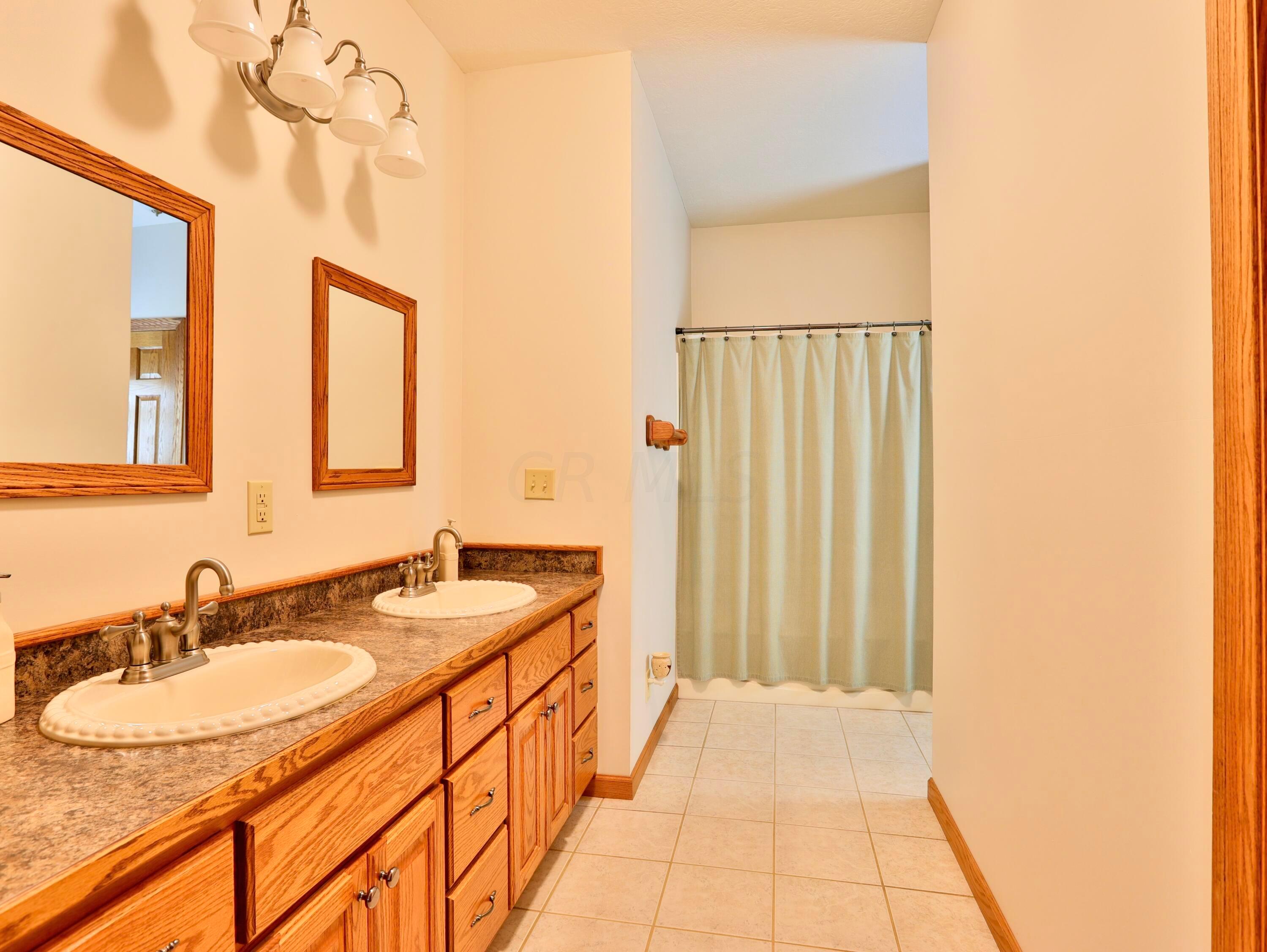 1981 Horton Sisters Road Oak Hill, OH 45656 - Photo 22 of 26 22. Primary Bathroom