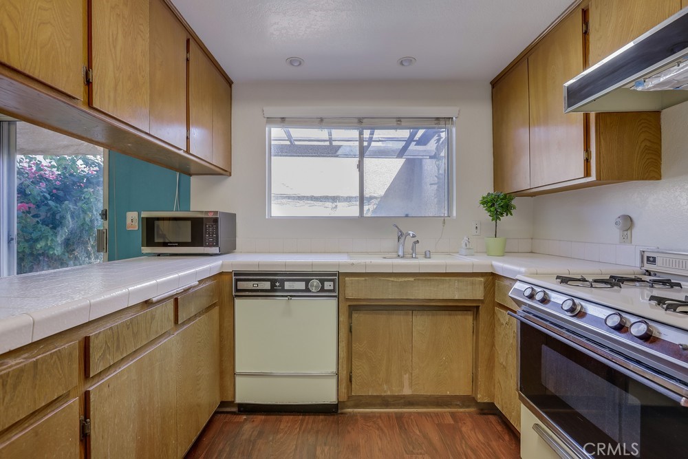 7399 Katella Avenue Stanton, CA 90680 - Photo 14 of 35