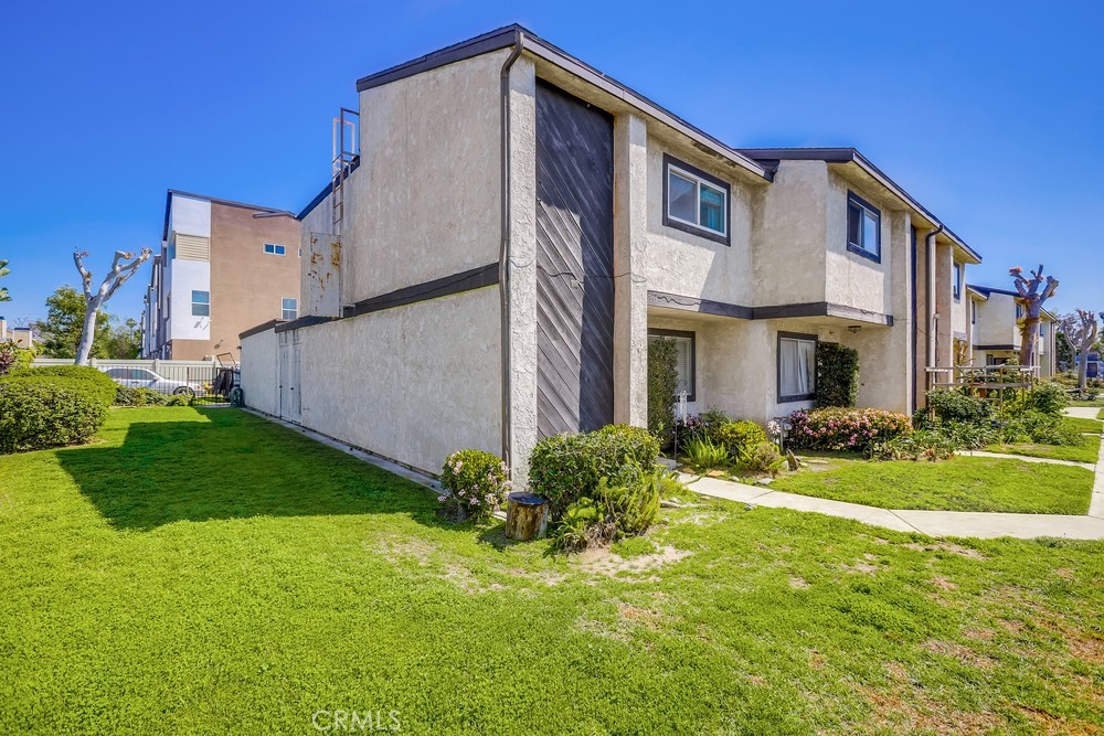 7399 Katella Avenue Stanton, CA 90680 - Photo 3 of 35