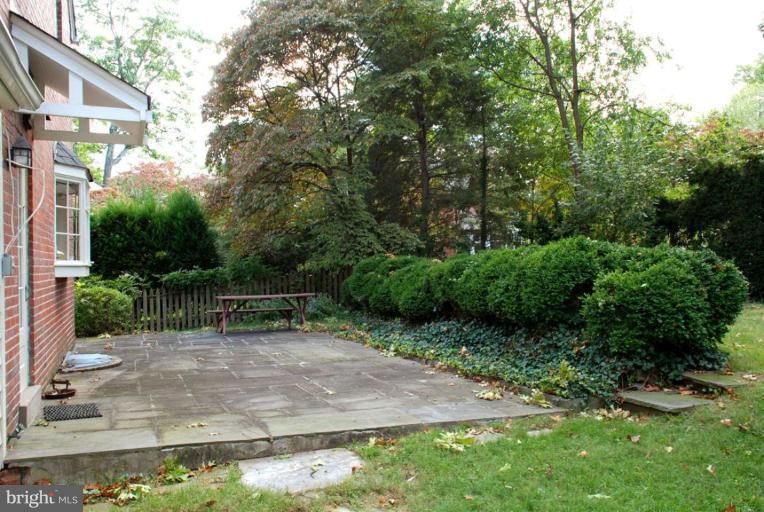 5602 Harwick Road Bethesda, MD 20816 - Photo 14 of 18 Patio