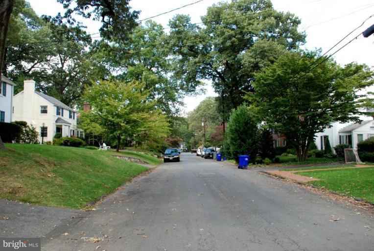 5602 Harwick Road Bethesda, MD 20816 - Photo 17 of 18 Unique #2