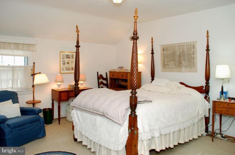 5602 Harwick Road Bethesda, MD 20816 - Photo 8 of 18 Master Bedroom