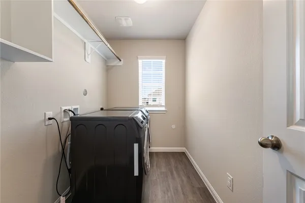 $275,000 | 996 Crossing Drive, Bryan, TX 77803