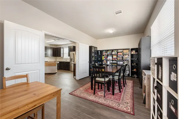 $275,000 | 996 Crossing Drive, Bryan, TX 77803