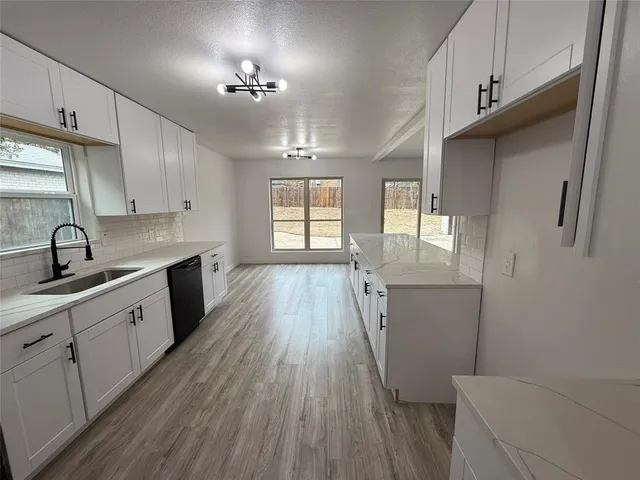 $365,000 | 2913 White Oak Lane, Bedford, TX 76021