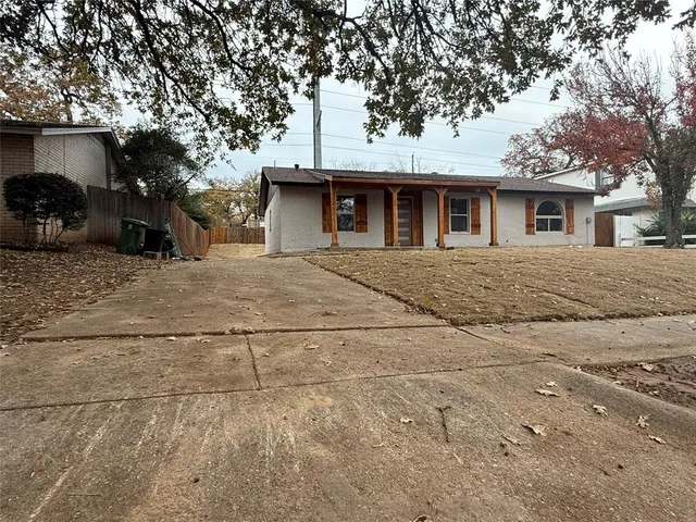 $365,000 | 2913 White Oak Lane, Bedford, TX 76021