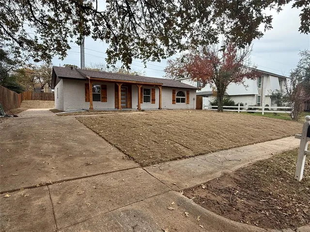 $365,000 | 2913 White Oak Lane, Bedford, TX 76021