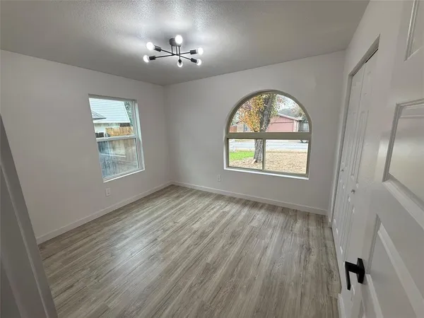 $345,000 | 2913 White Oak Lane, Bedford, TX 76021