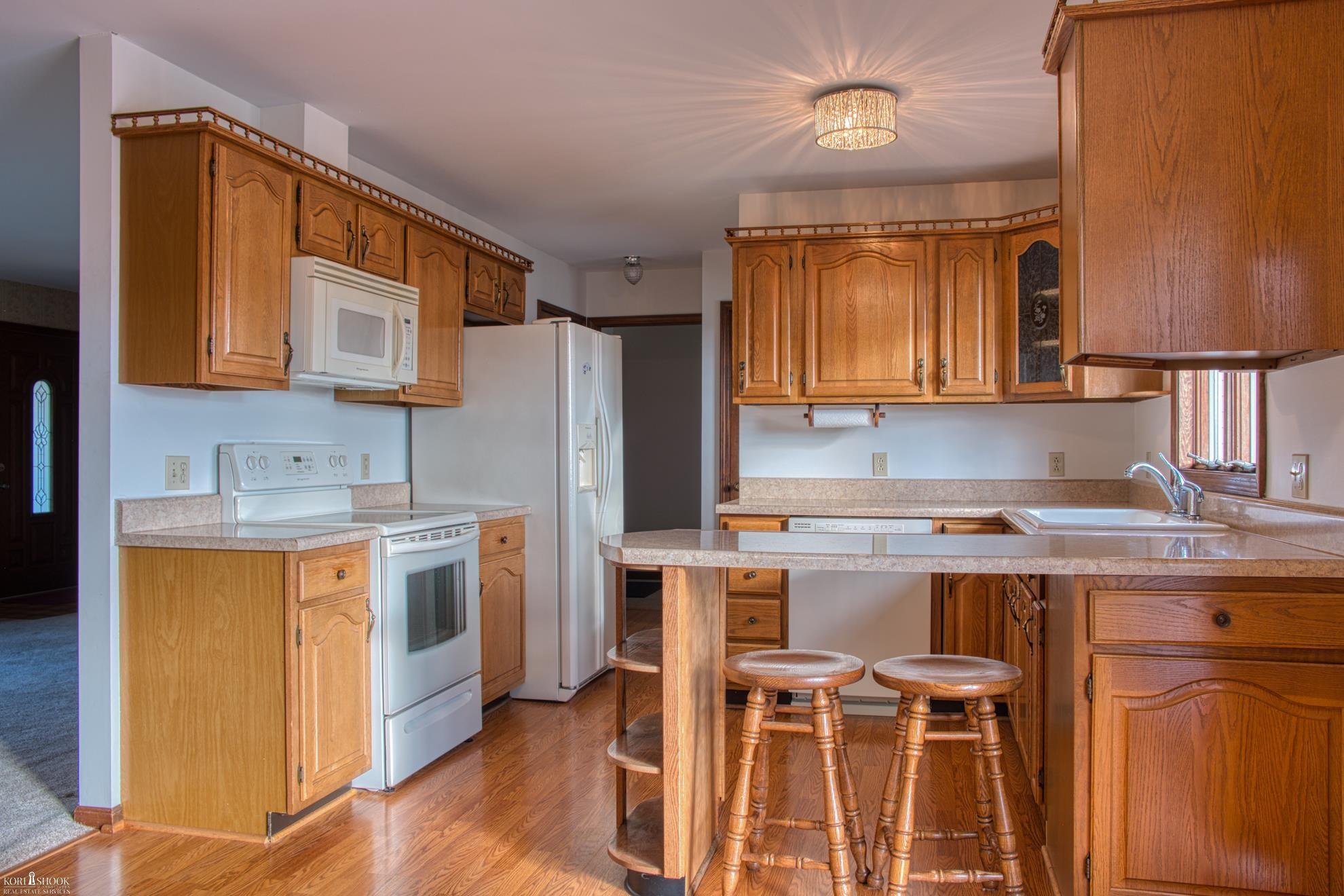 3247 Krouse Road Owosso, MI 48867 - Photo 3 of 32 50129220-f50220b2-e228-4848-beb9-eba80efbe4cf.JPG