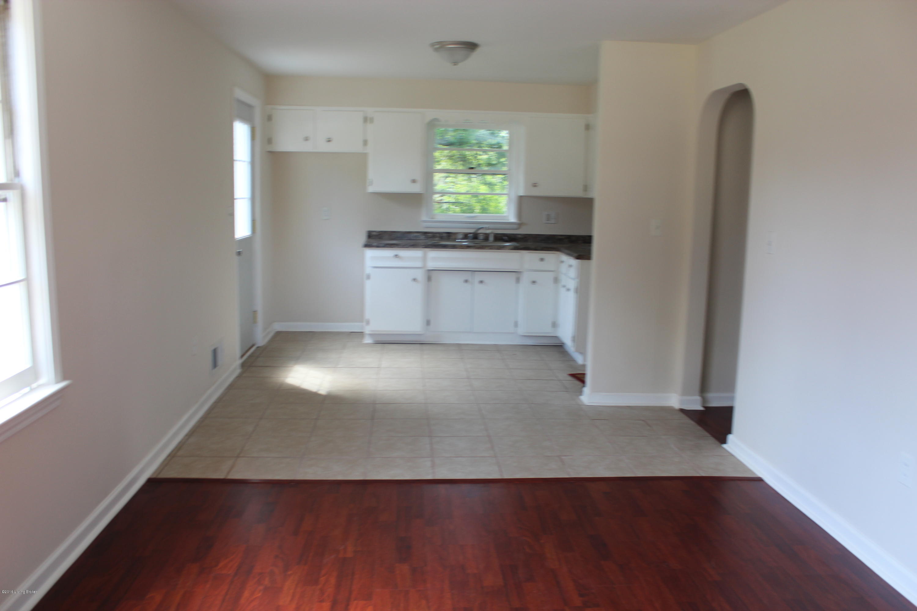 3104 Wayne Road Louisville, KY 40216 - Photo 3 of 32 IMG_0452