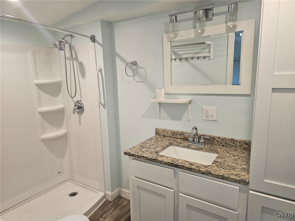 210 Henderson Lane Brutus, NY 13166 - Photo 14 of 20 PRIMARY BATHROOM