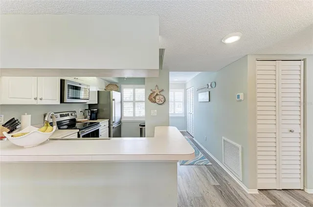 $224,000 | 431 Cerromar Lane, Unit 446, Venice, FL 34293