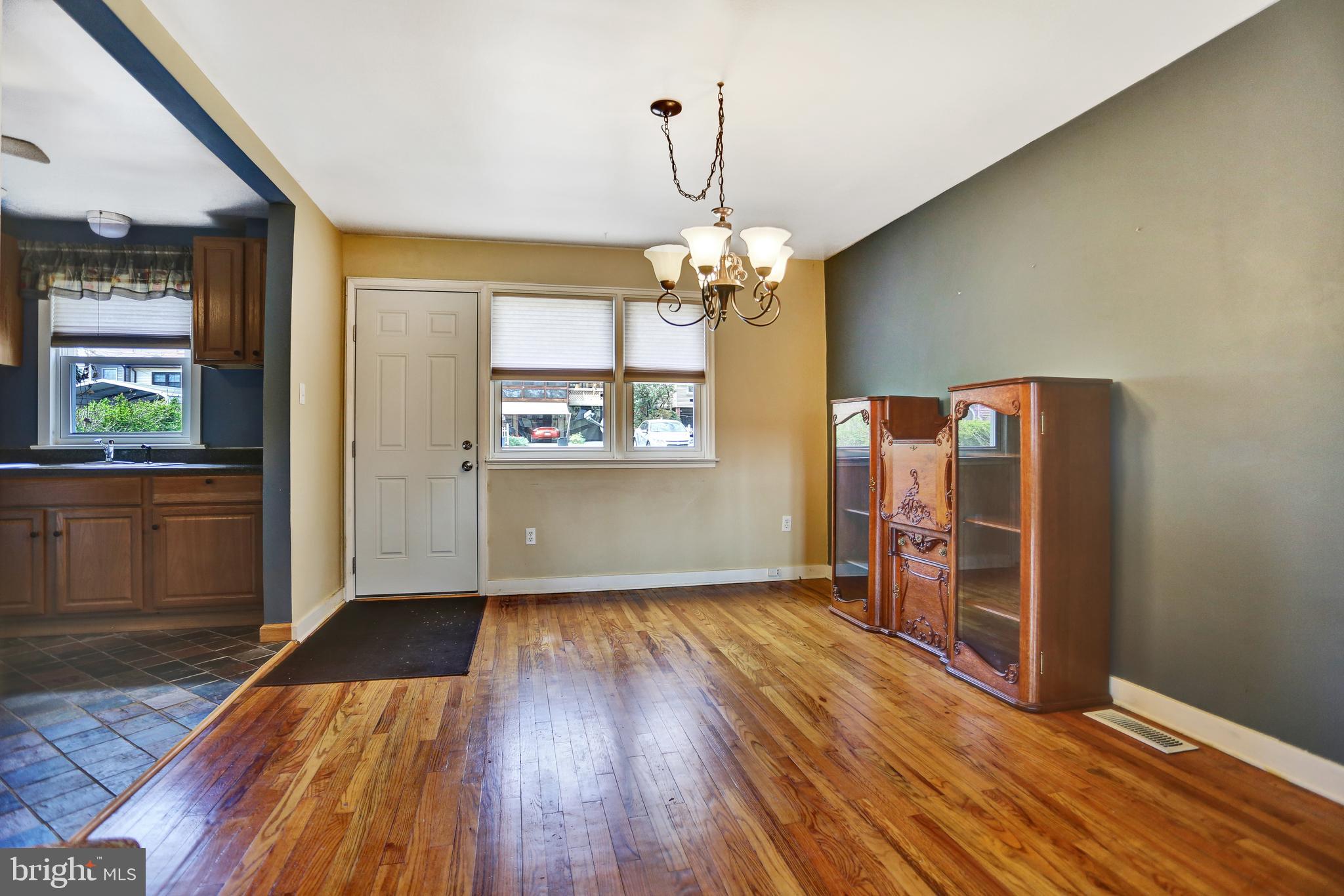 222 Sycamore Road Reading, PA 19611 - Photo 10 of 27 Gallery Image 10