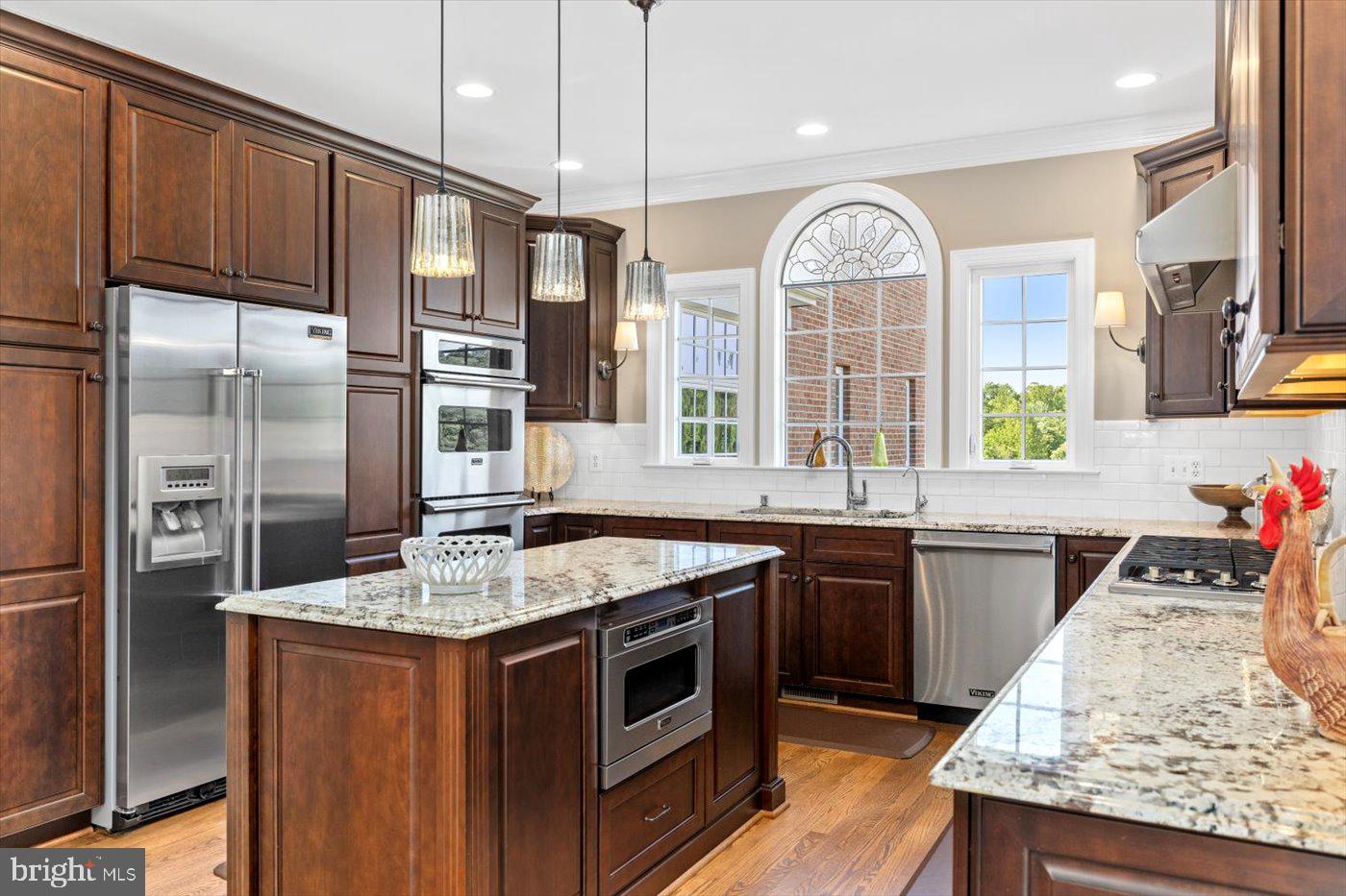 10042 Cedar Spring Lane Culpeper, VA 22701 - Photo 31 of 111 Stainless steel Viking appliances