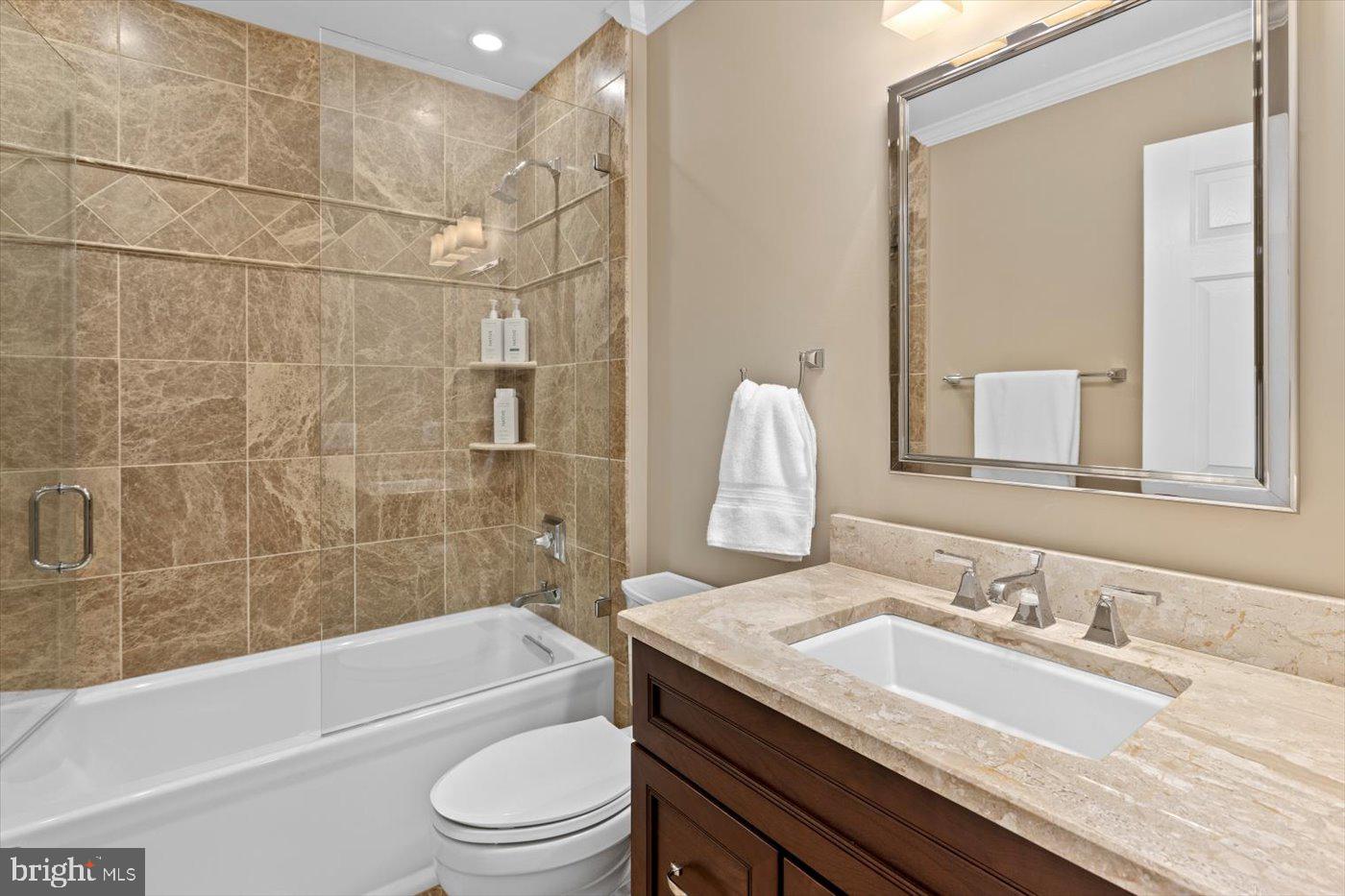 10042 Cedar Spring Lane Culpeper, VA 22701 - Photo 57 of 111 Second full bath upstairs with tub/shower combo
