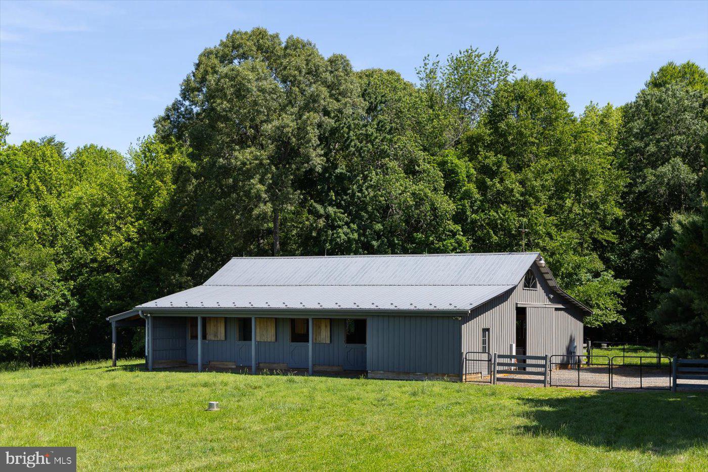 10042 Cedar Spring Lane Culpeper, VA 22701 - Photo 98 of 111 Barn