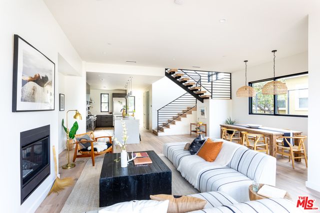 $2,250,000 | 4236 Campbell Drive, Los Angeles, CA 90066