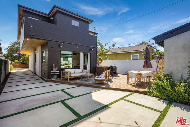 $2,250,000 | 4236 Campbell Drive, Los Angeles, CA 90066