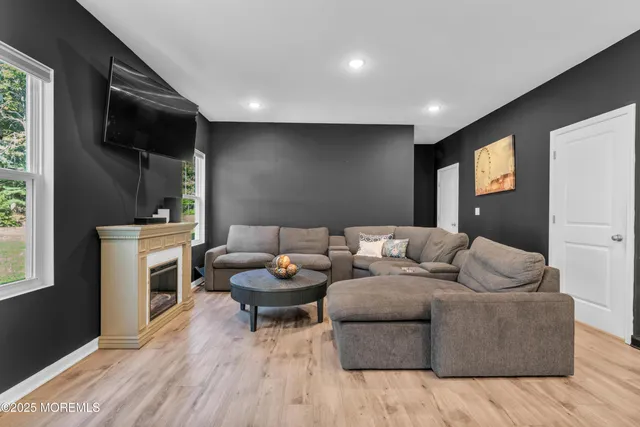 $555,000 | 103 Sandpiper Lane, Little Egg Harbor, NJ 08087