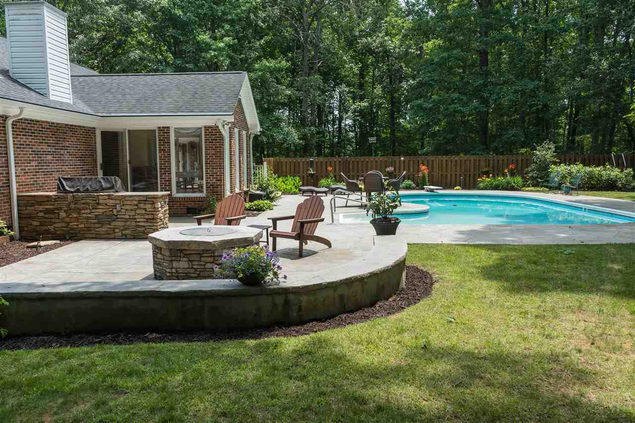 107 Lakewinds Court Inman, SC 29349 - Photo 2 of 36