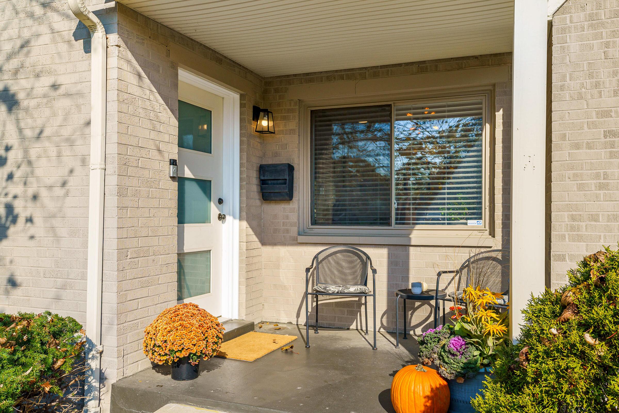 2032 Jervis Road Columbus, OH 43221 - Photo 2 of 34 2032 Jervis Rd-2