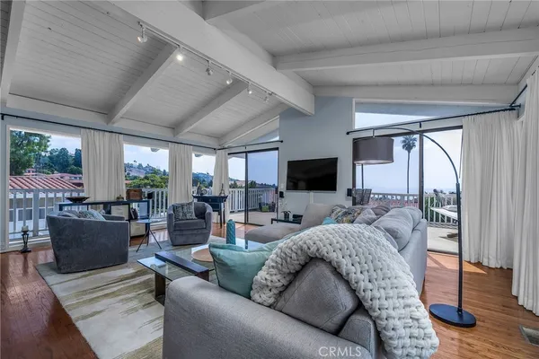 $2,750,000 | 2520 Vía Sanchez, Palos Verdes Estates, CA 90274