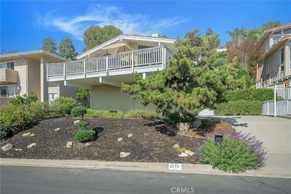 $2,750,000 | 2520 Vía Sanchez, Palos Verdes Estates, CA 90274