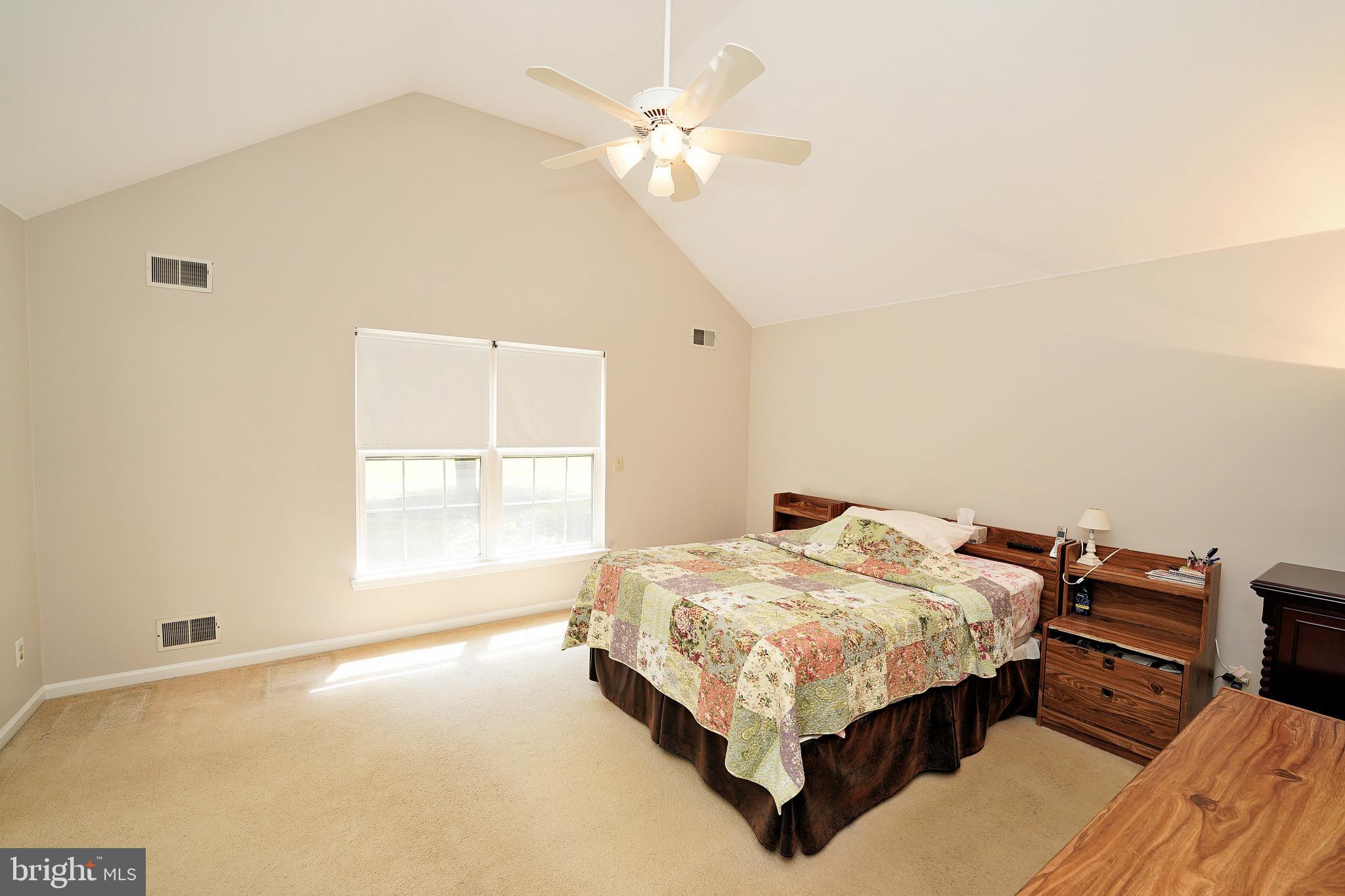 276 Warren Drive Wrightstown, NJ 08562 - Photo 17 of 44
